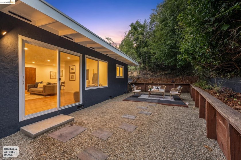 Built in 1968 and on the market for the first time, this - photo 37