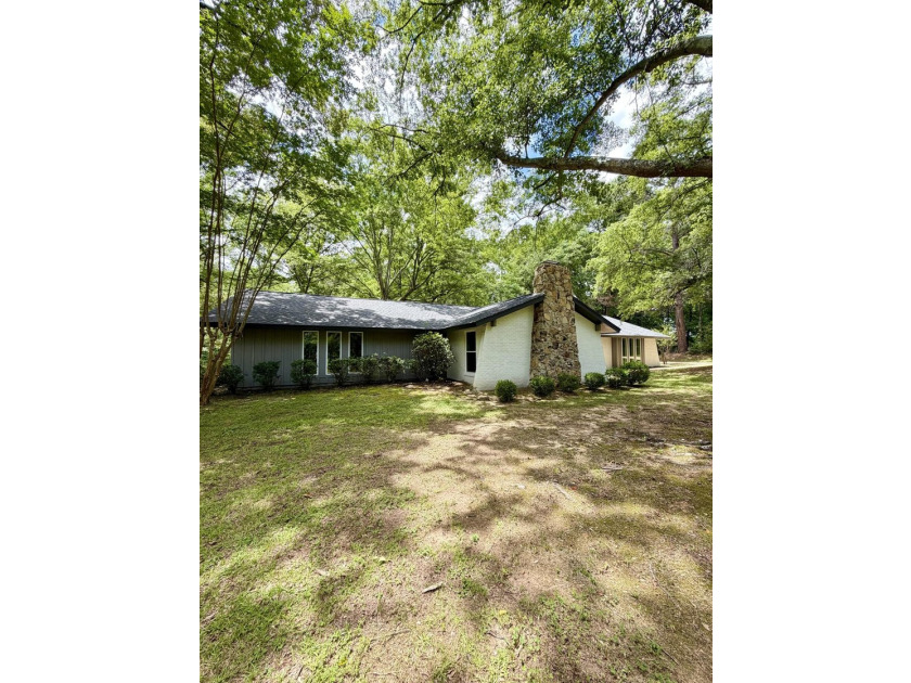Welcome to this beautiful, completely renovated from top to - photo 27