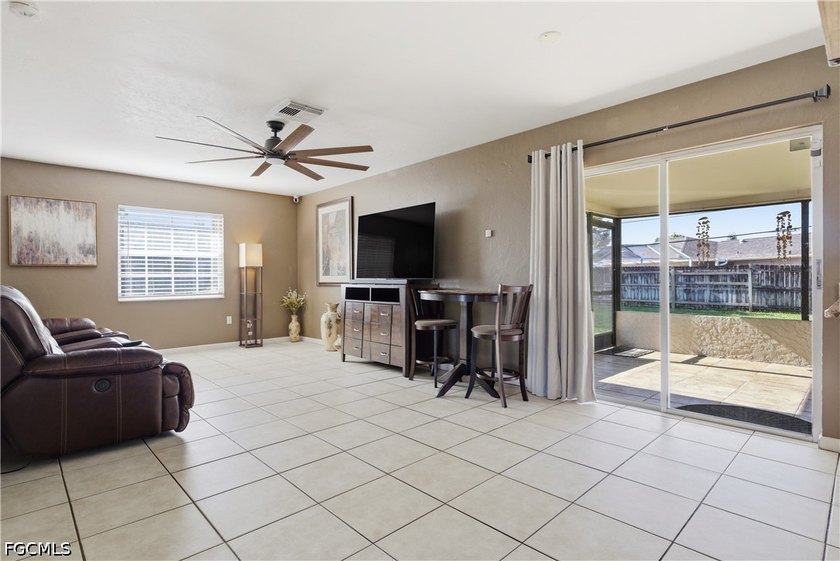 Beautiful 3-bedroom, 2-bath home with a 2-car garage situated on - photo 5