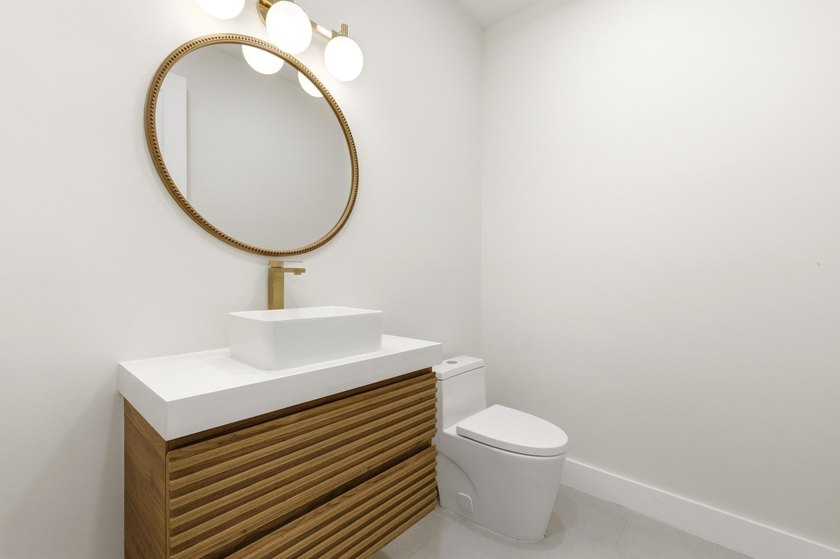 Introducing a newly built 3-bedroom, 3.5-bath luxury townhome in - photo 6