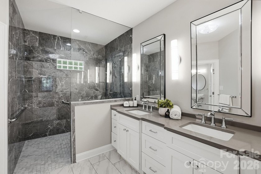 Welcome to this beautifully designed 3-bedroom, 3.5-bath home - photo 24