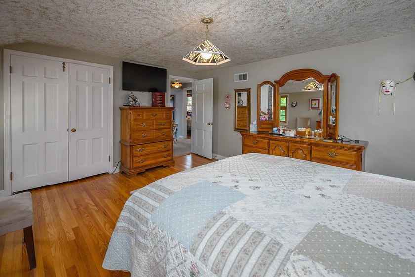Your'e gonna love this handsome brick colonial nestled on a - photo 25