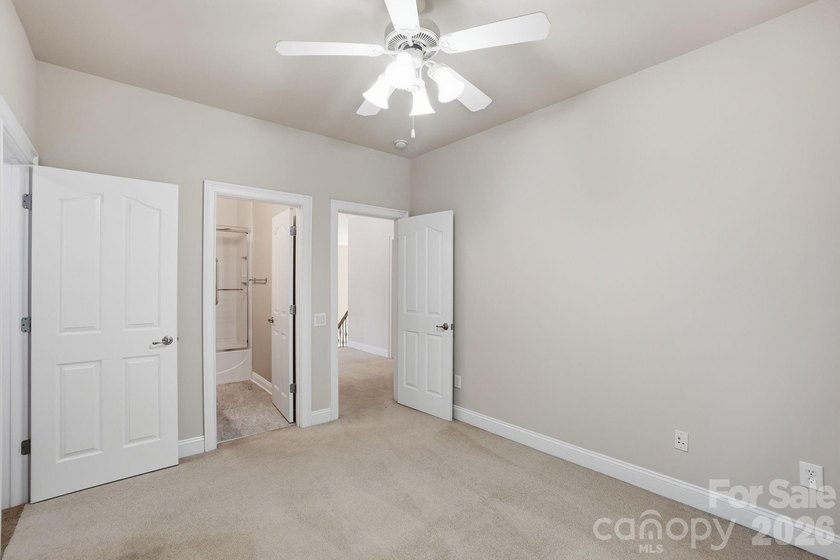 Welcome to this beautifully designed 3-bedroom, 3.5-bath home - photo 31