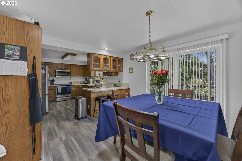 Welcome to this beautifully updated 4-bedroom, 2.5-bath home - photo 6