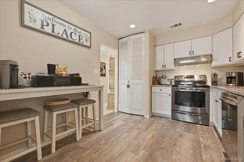 A PLACE YOU WILL LOVE JUST LIKE YOU KNEW YOU WOULD...RIGHT HERE - photo 14