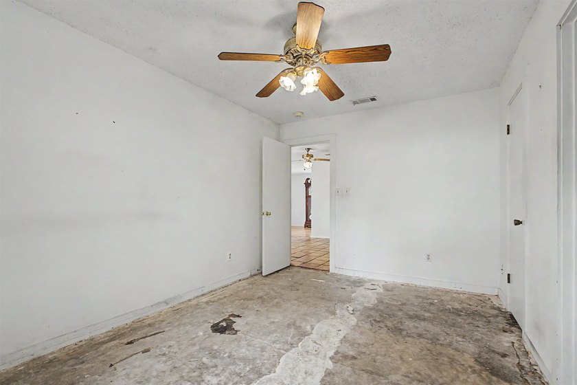 Opportunity awaits in Killearn Acres! This 3-bedroom, 2-bath - photo 22