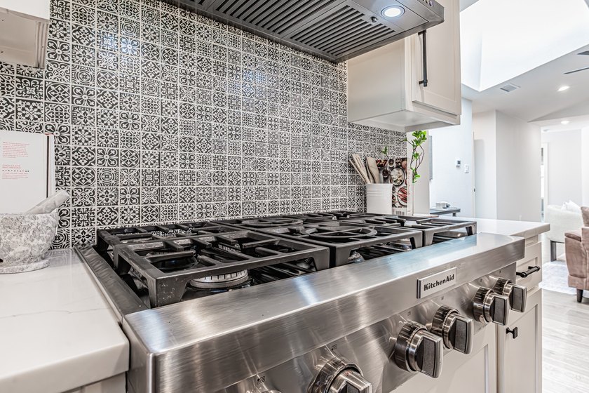 322 Canyon Ridge is a complete, uncompromising renovation set on - photo 8