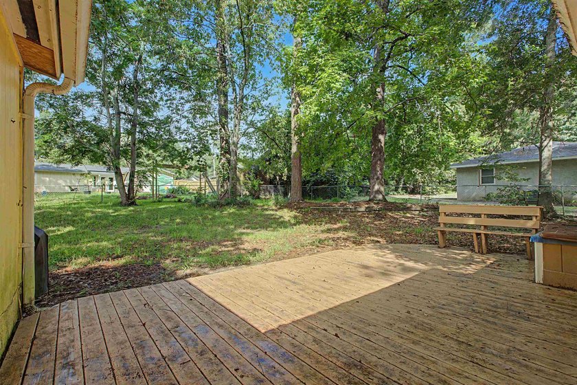 Opportunity awaits in Killearn Acres! This 3-bedroom, 2-bath - photo 36