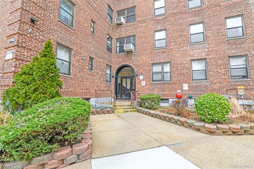 Charming and Spacious One-Bedroom Co-op in North Flushing; - photo 8