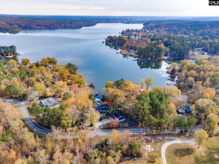 REDUCED!  Recently renovated, large lakefront home. SOLD - photo 3