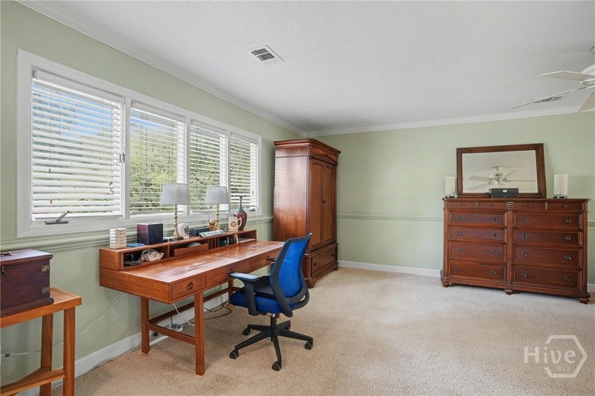 Nicely designed 3-bedroom, 3.5-bath patio home with an ideal - photo 22