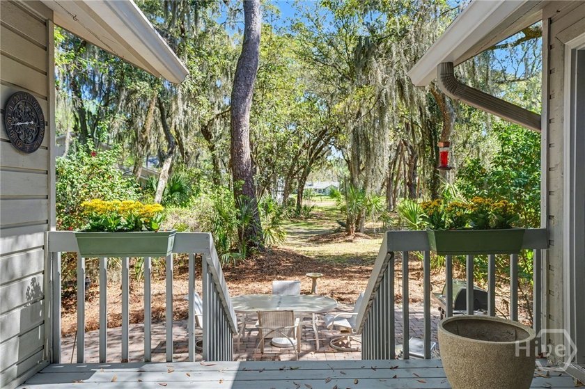 Nicely designed 3-bedroom, 3.5-bath patio home with an ideal - photo 29