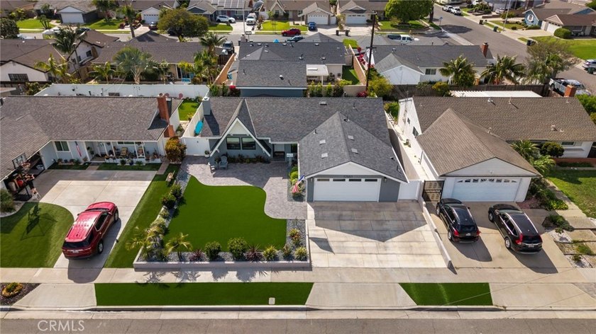 Pristine one of a kind customized Dutch Haven Marina home. This - photo 42