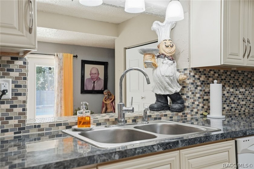 Welcome to this spacious 5-bedroom, 2-bath home set on a private - photo 21