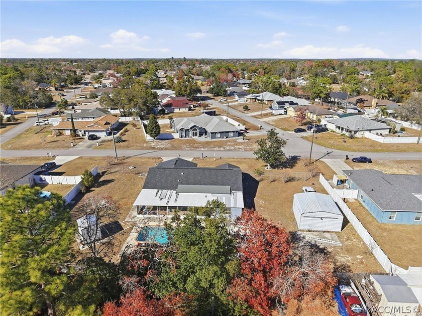 Welcome to this spacious 5-bedroom, 2-bath home set on a private - photo 31