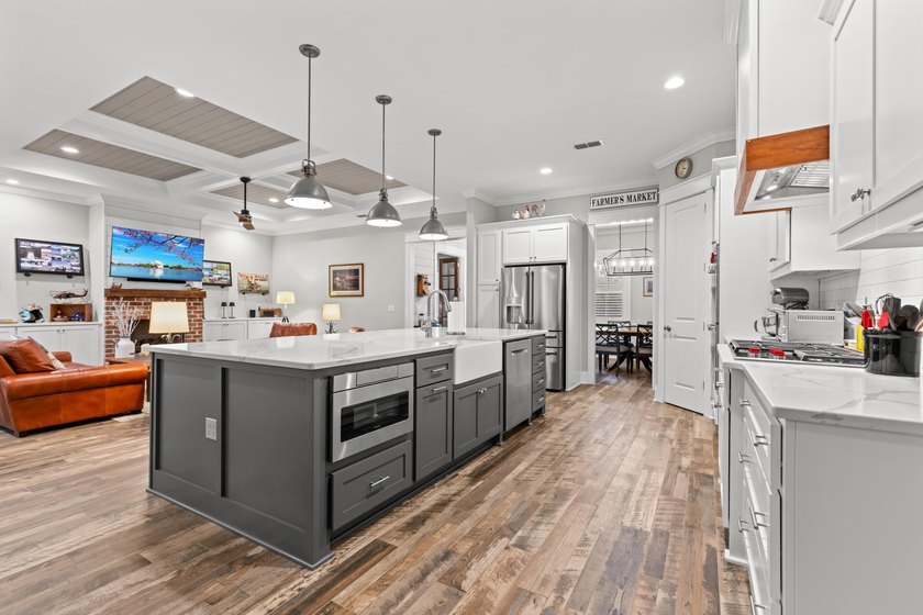 **Some Photos are Virtually Enhanced** Experience luxury living - photo 17