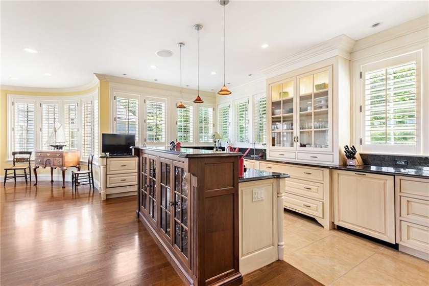 Nestled within 22+ private acres in the picturesque Matunuck - photo 17