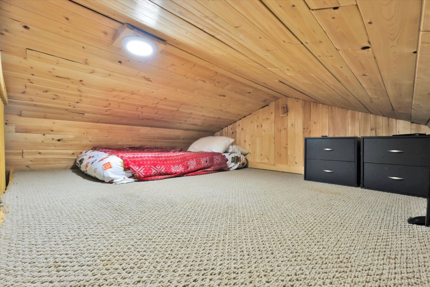 Charming Cottage With Screened Porch &amp; Dock - photo 21