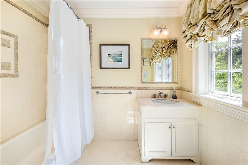 Nestled within 22+ private acres in the picturesque Matunuck - photo 43