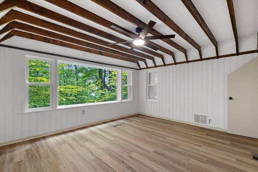 Perched on a private wooded hill with seasonal views of Silver - photo 18