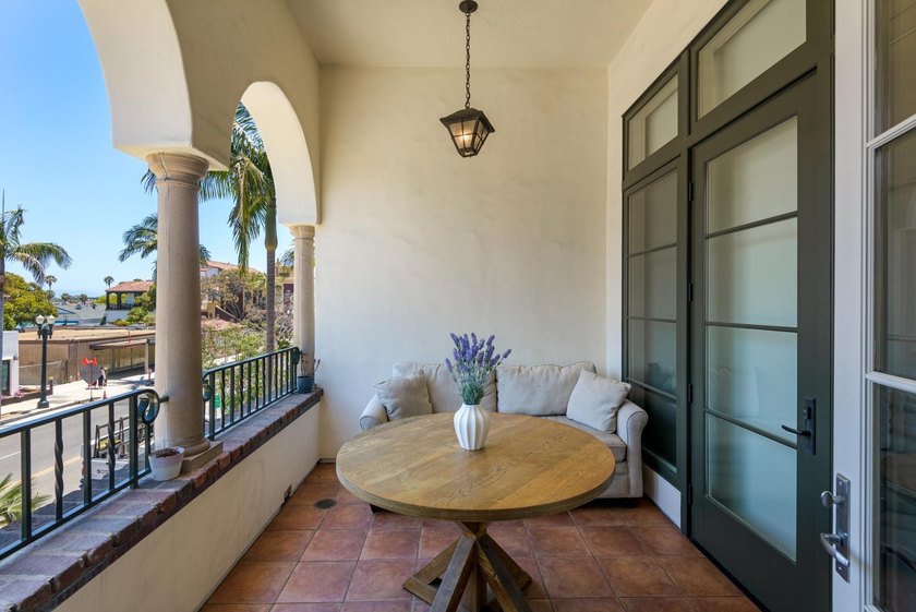 Rare luxury condo in the sought-after Sevilla Development - photo 16