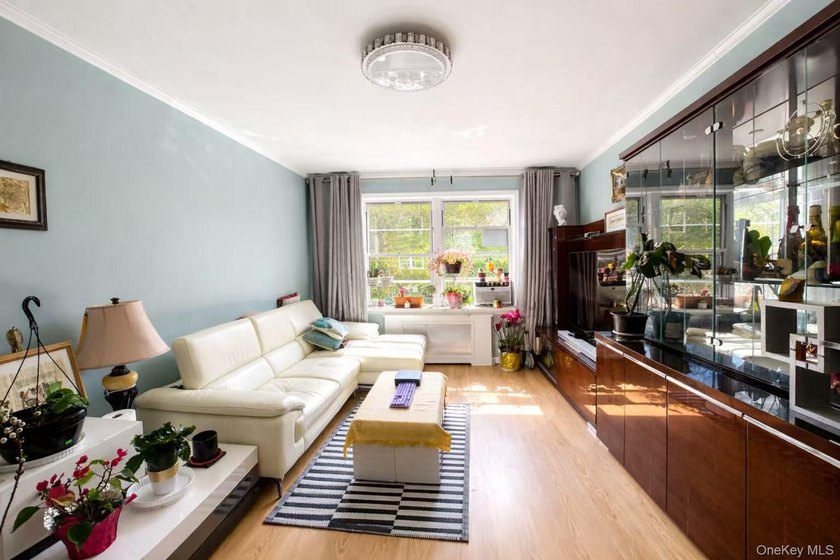 Regency Gardens- Move right into this beautifully renovated - photo 3