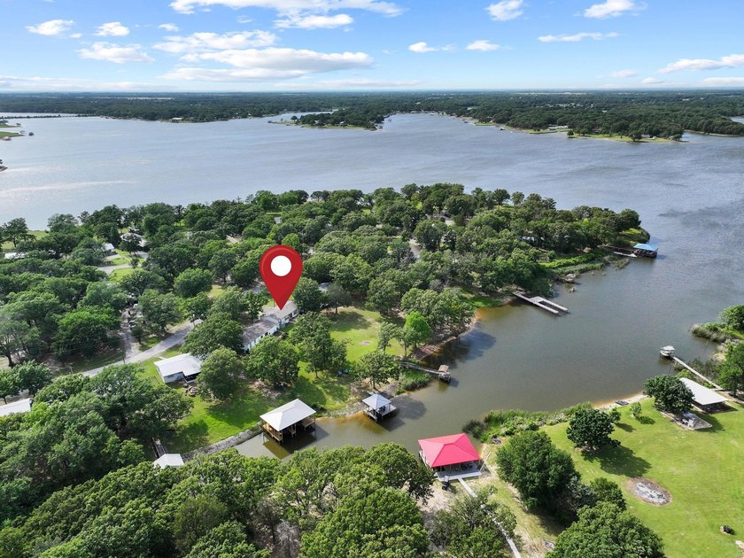 Welcome to your new WATERFRONT weekend get away! This cozy 3 - photo 31