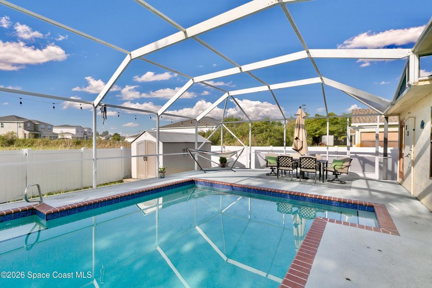 Motivated seller!! Welcome to this beautiful 4-bedroom, 2-bath - photo 34