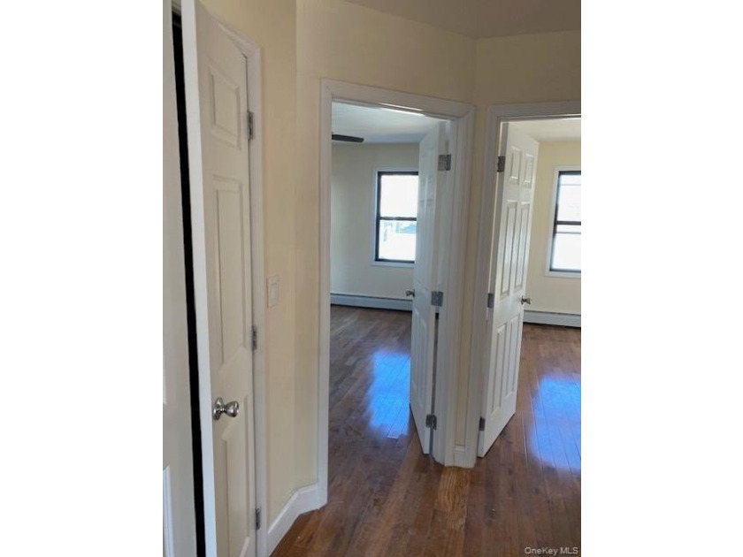 House for sale with fully finished basement - photo 8