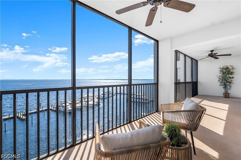 Experience refined waterfront living in this COMPLETELY - photo 5