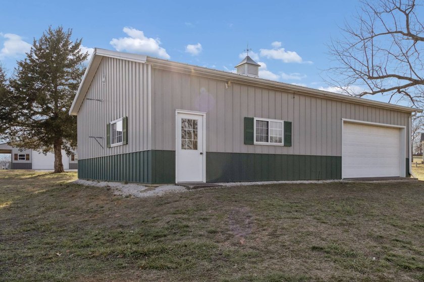 1979 Built Home and a 30x45 Morton Shop building with a concrete - photo 14