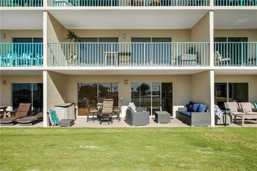 NEW PRICE ADJUSTMENT! Welcome to the Beach! This 2bdrm/2bath - photo 15