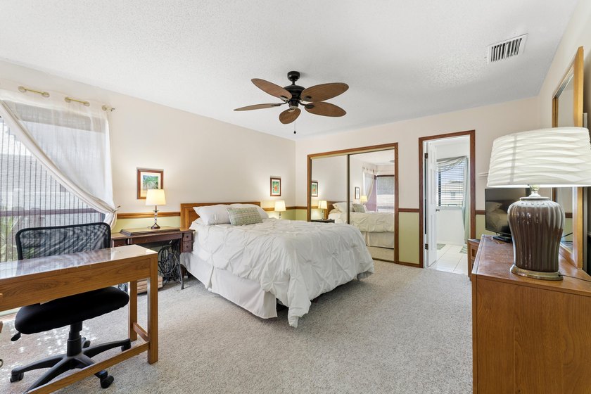 Live the Florida lifestyle you've been dreaming of in the - photo 18
