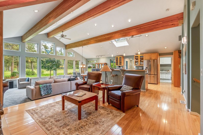 This furnished spacious, updated Meadows Golf Course home - photo 9