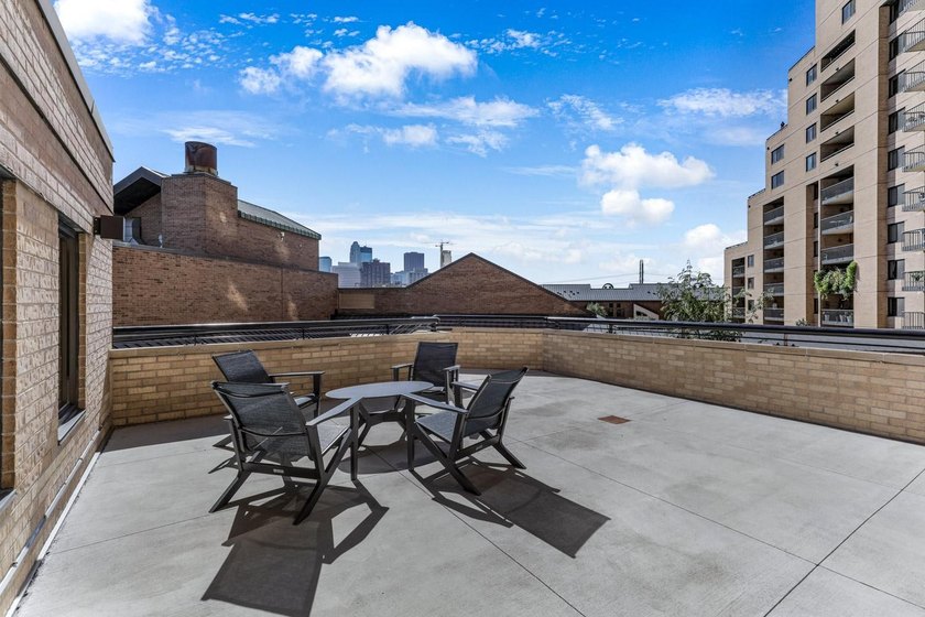 Fabulous 5th floor studio at The Falls Pinnacle, one of the best - photo 29