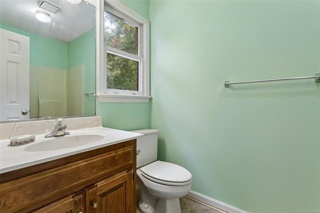 Welcome home to this charming all-brick ranch in the desirable - photo 27