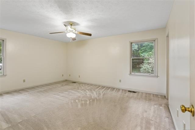 Welcome home to this charming all-brick ranch in the desirable - photo 31