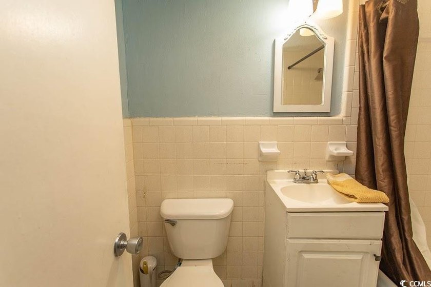 Step into beachside living with this charming one-bedroom condo - photo 8