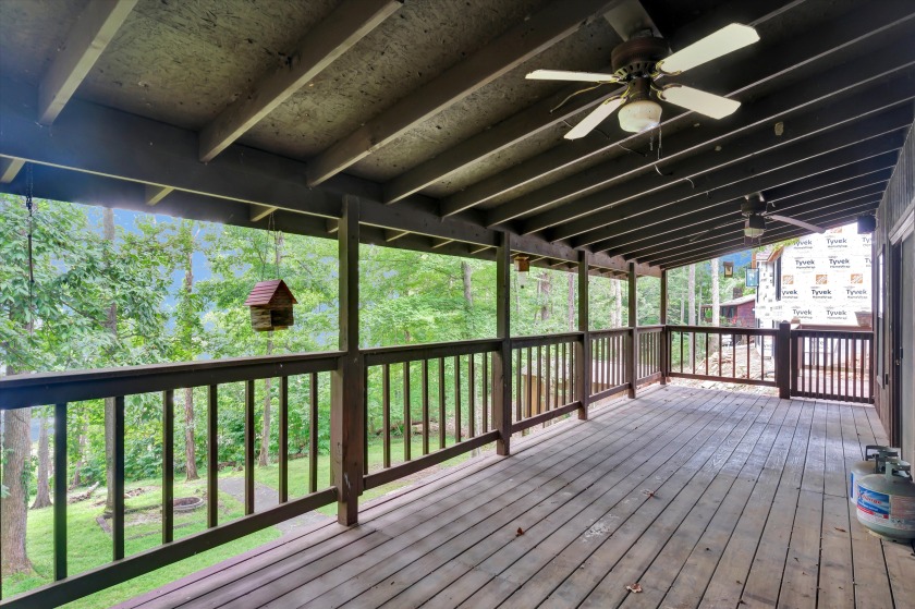 Rustic Lake Home With Easy Lake Access &amp; Dock - photo 30