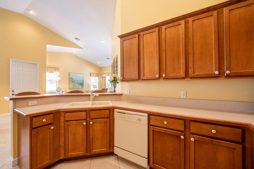 Welcome to this true 3-bedroom, 2-bath home with a 1-car garage - photo 12