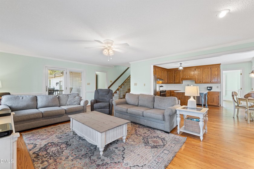 Motivated Sellers Beautiful home located in a well-established - photo 19