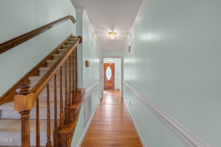 Motivated Sellers Beautiful home located in a well-established - photo 22