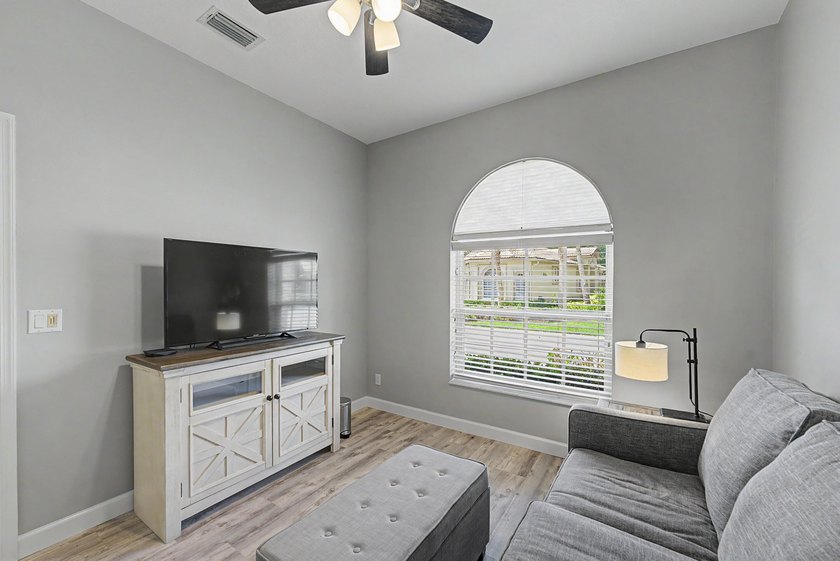 Welcome to this true 3-bedroom, 2-bath home with a 1-car garage - photo 27