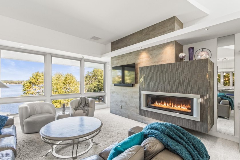 This stunning ranch home, designed by James R. Dresser in the - photo 38