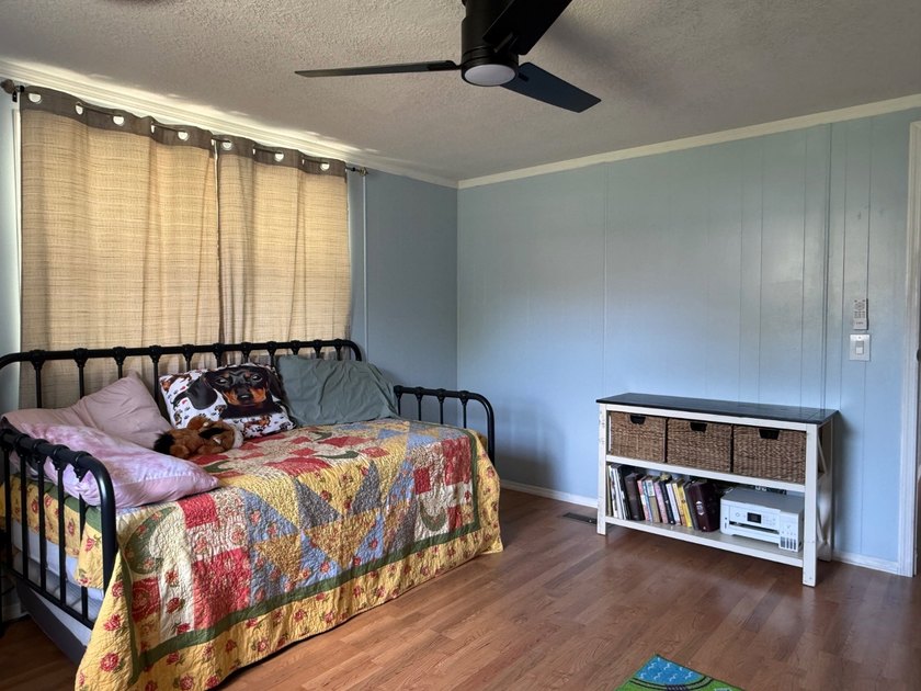 Move-In Ready 2BR/2BA Home with Major Updates in Saralake - photo 33