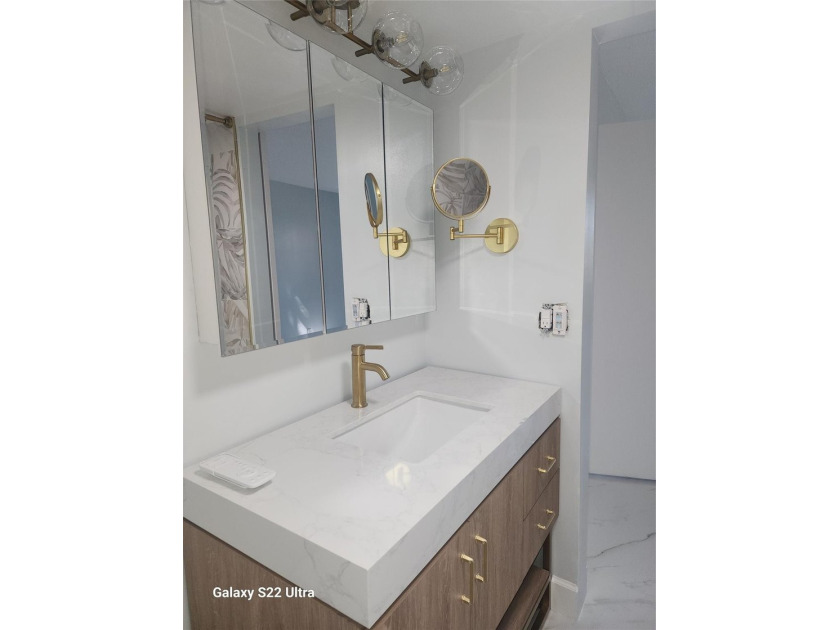 Renovated and Ready! Enjoy the convenience of this spacious 2 - photo 20