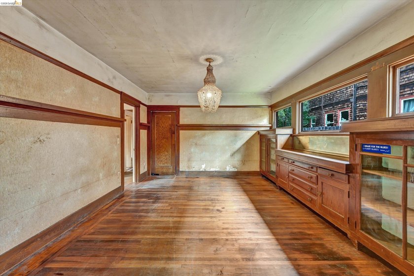 Located in the heart of South Berkeley, this property presents - photo 13