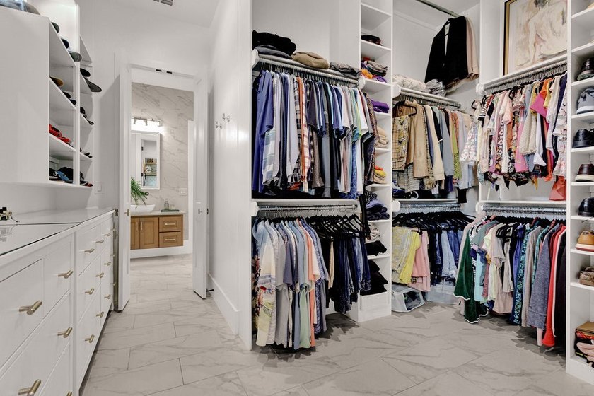 Experience refined luxury living in the highly sought-after - photo 31
