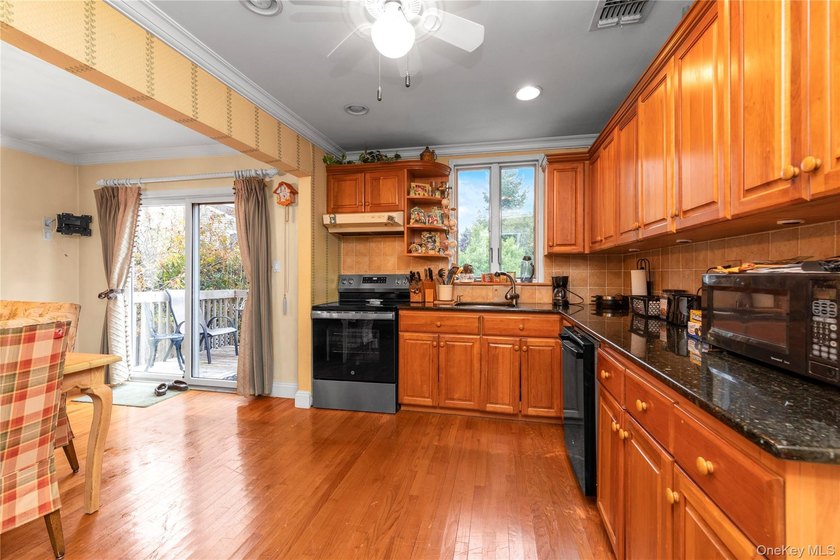 Welcome to this beautifully maintained split-level home located - photo 8