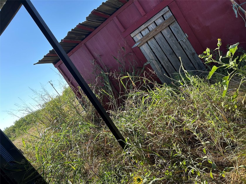 Own a piece of beautiful Texas country! This unique acreage in - photo 10